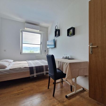 Ensuite Stay Rooms سبليت المظهر الخارجي الصورة
